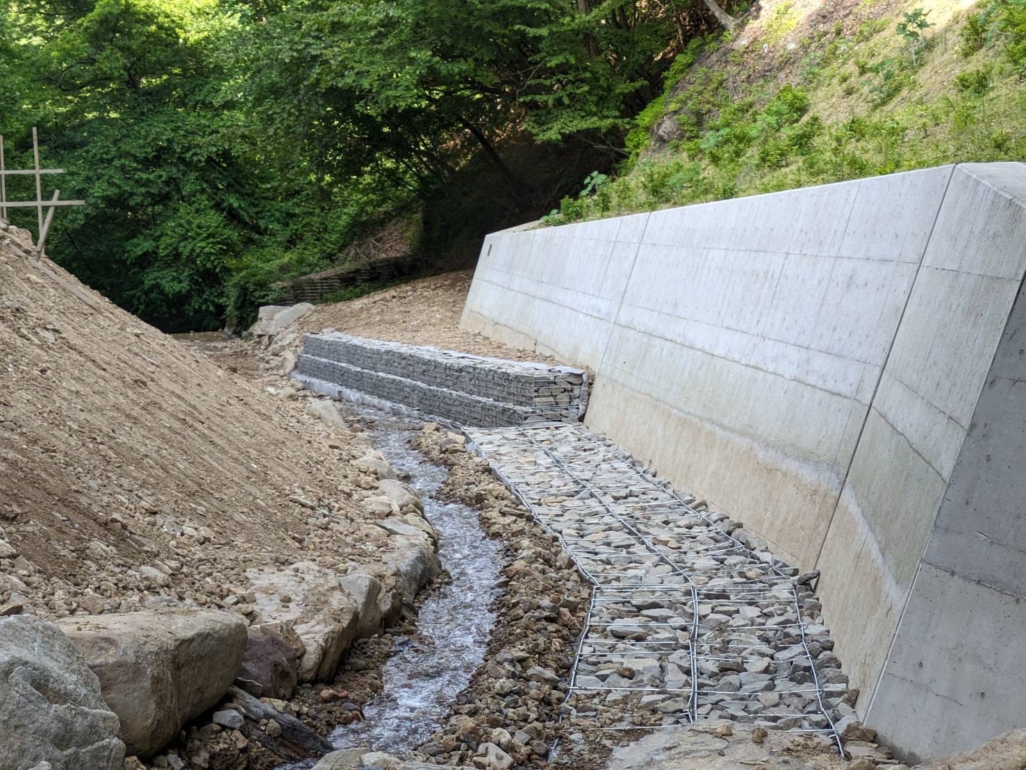 治山工事（公共工事）5月